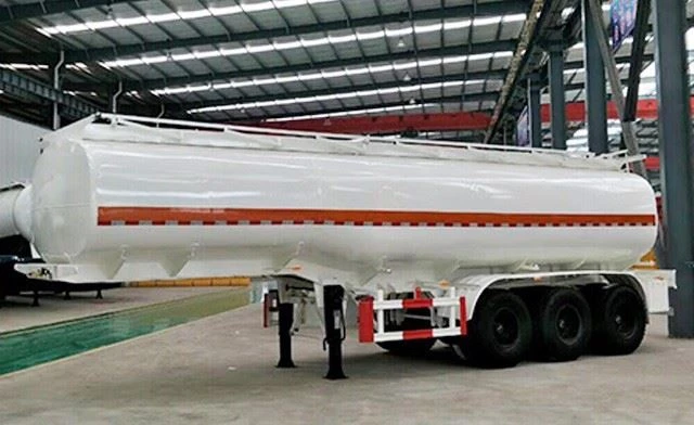 Olietransport lastbiltrailer