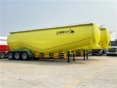 Powder Tanker Semi Trailer Med 2 Rum